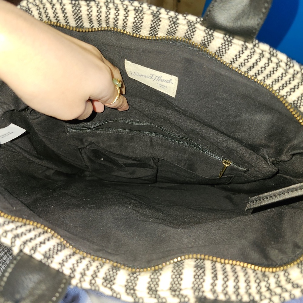 Universal Thread - 14.5" Soft Utility Square Back… - image 5